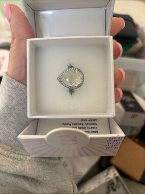 Pear-Shaped Clear Crystal Halo Pendant Ring in Silver